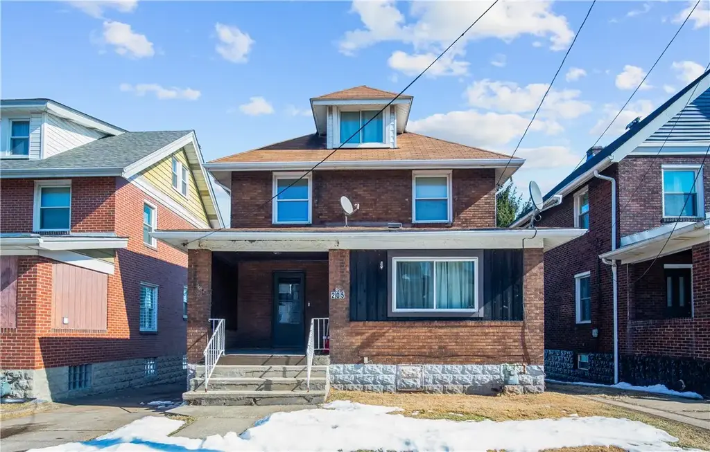 205 Thomas Street , West Mifflin