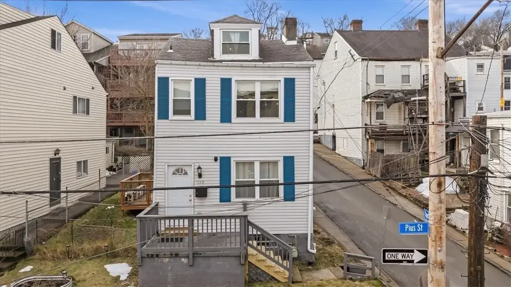 162 Pius Street , South Side