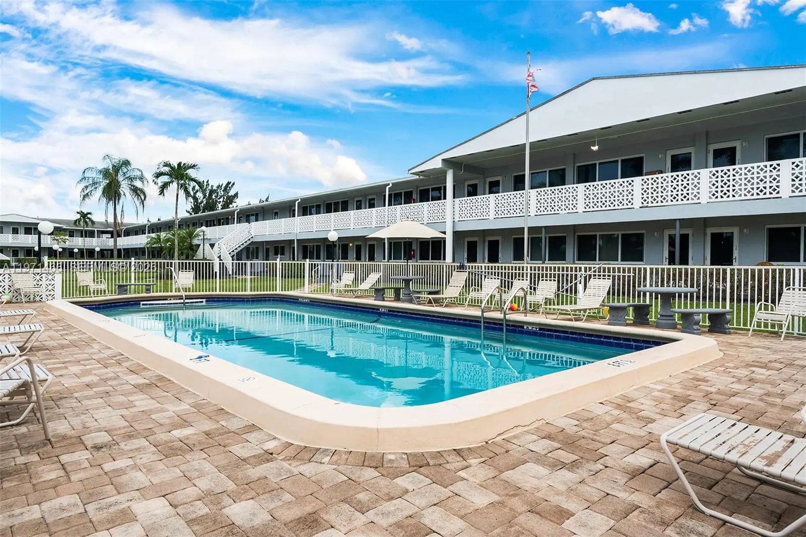 Photo of Listing #A11971466