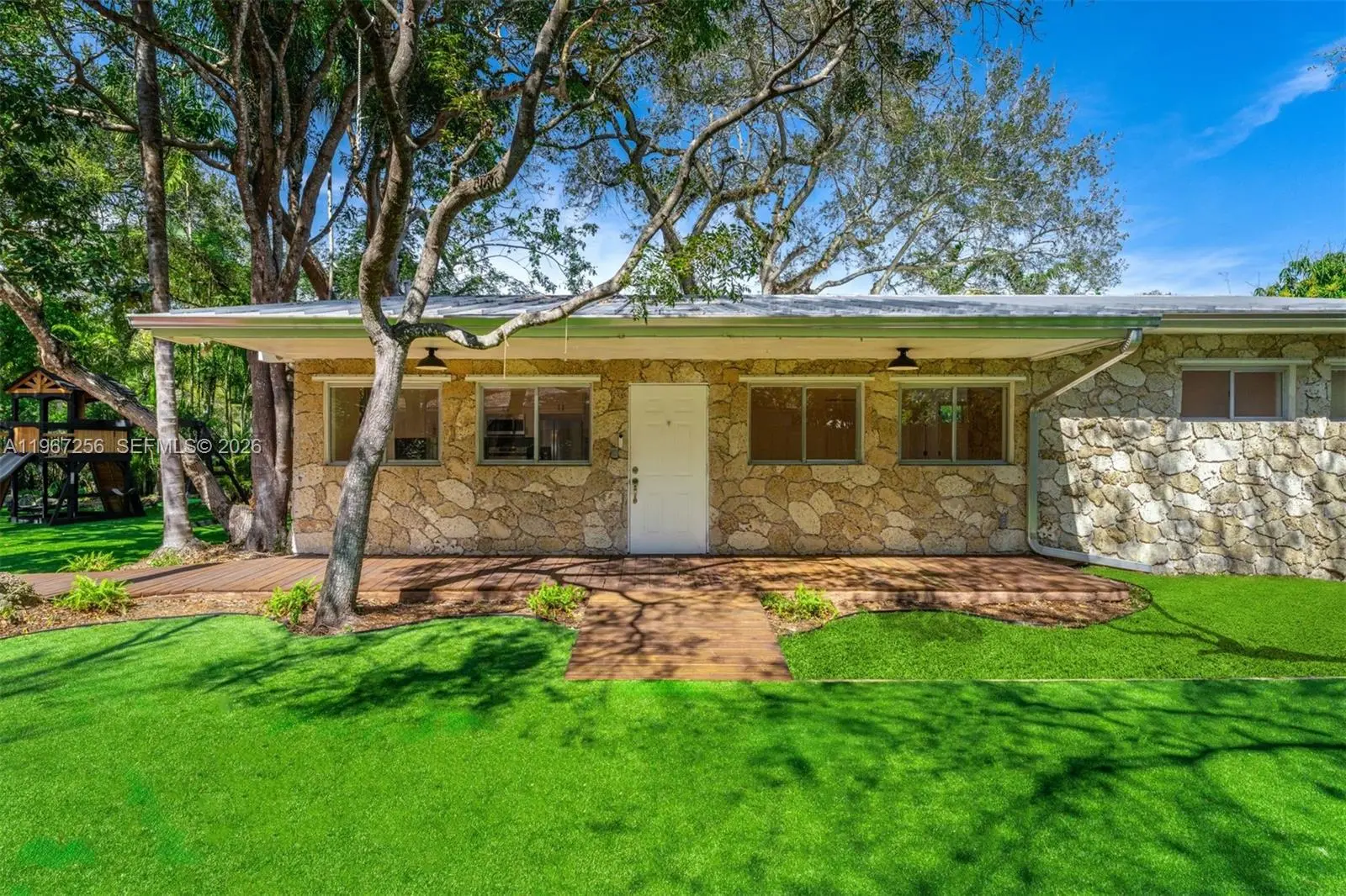 Photo of Listing #A11967256