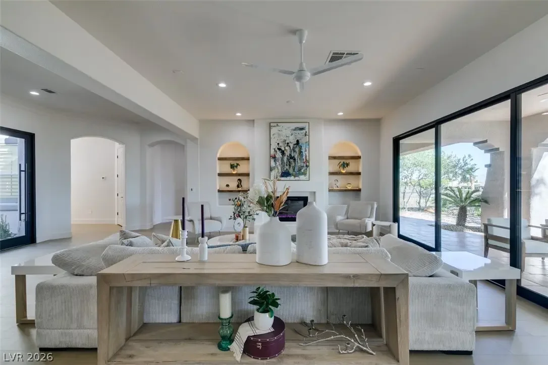 Photo of Listing #2759141