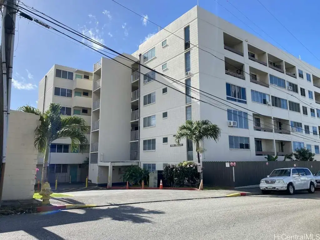 1555 Pohaku Street # B107, Honolulu