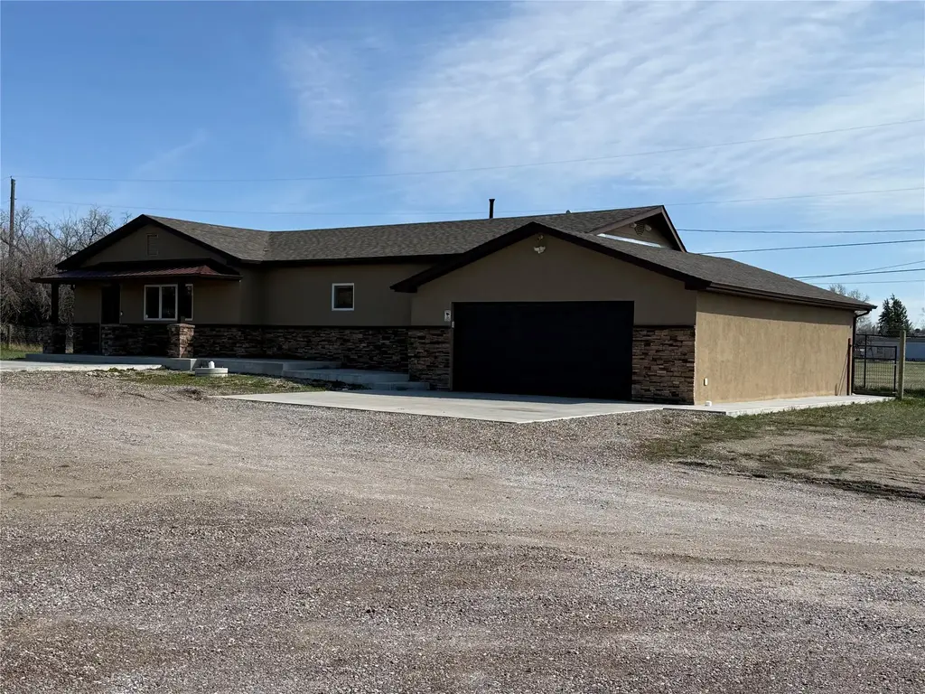 301 & 307 24th Street Nw, Great Falls