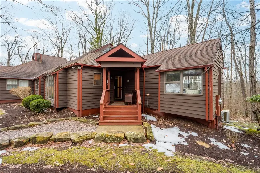 618 The Maples, Farmington