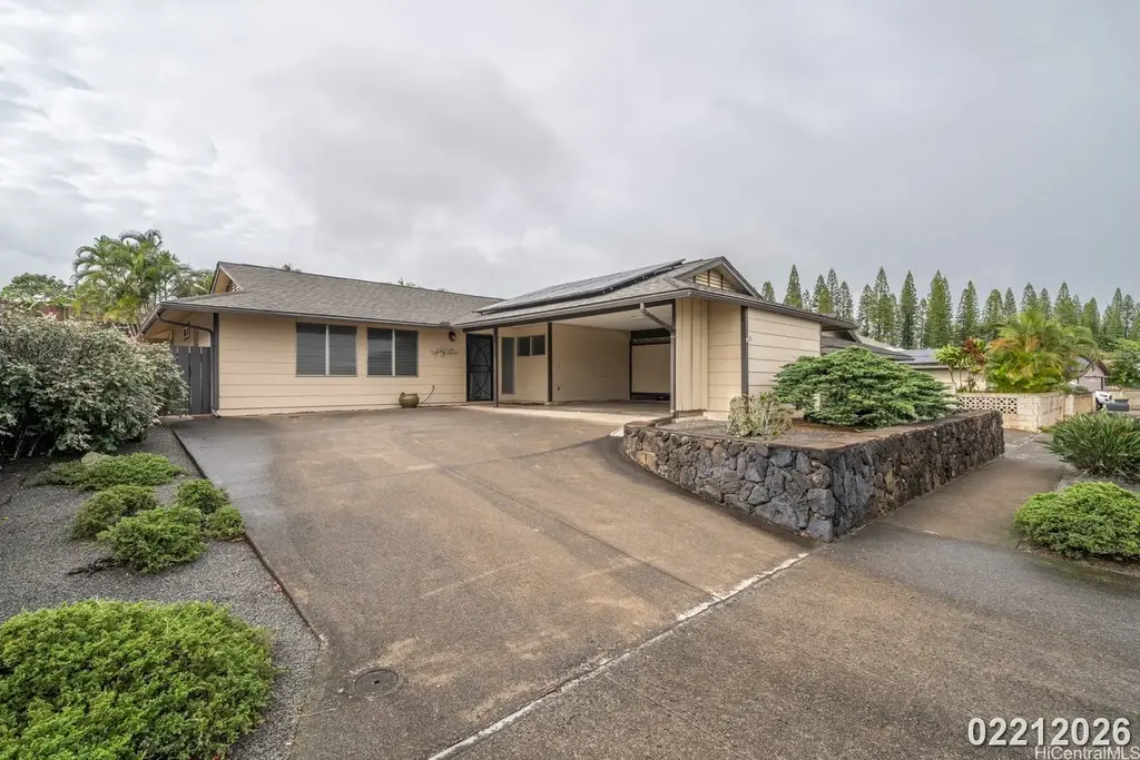 94-262 Keaolani Street, Mililani