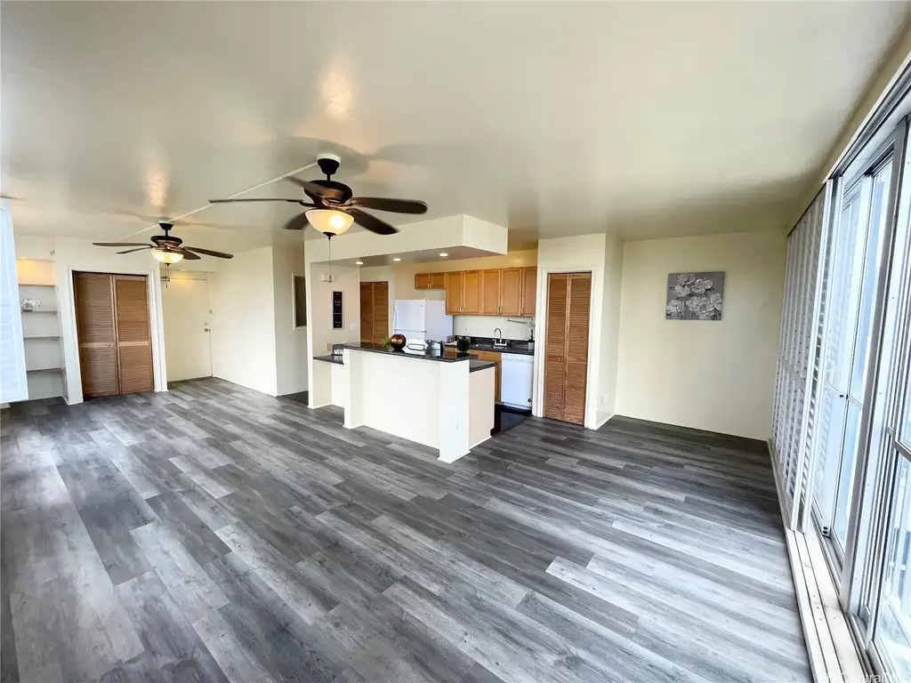 (unit #3h) 2801 Coconut Avenue, Honolulu
