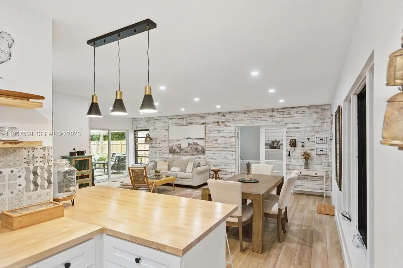 Photo of Listing #A11967538