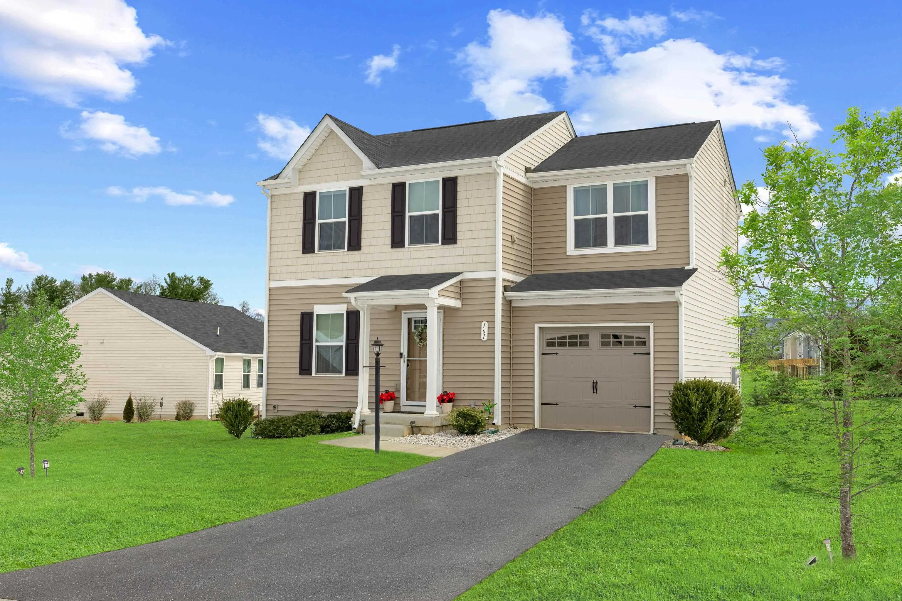 101 Crosskeys Way, Waynesboro