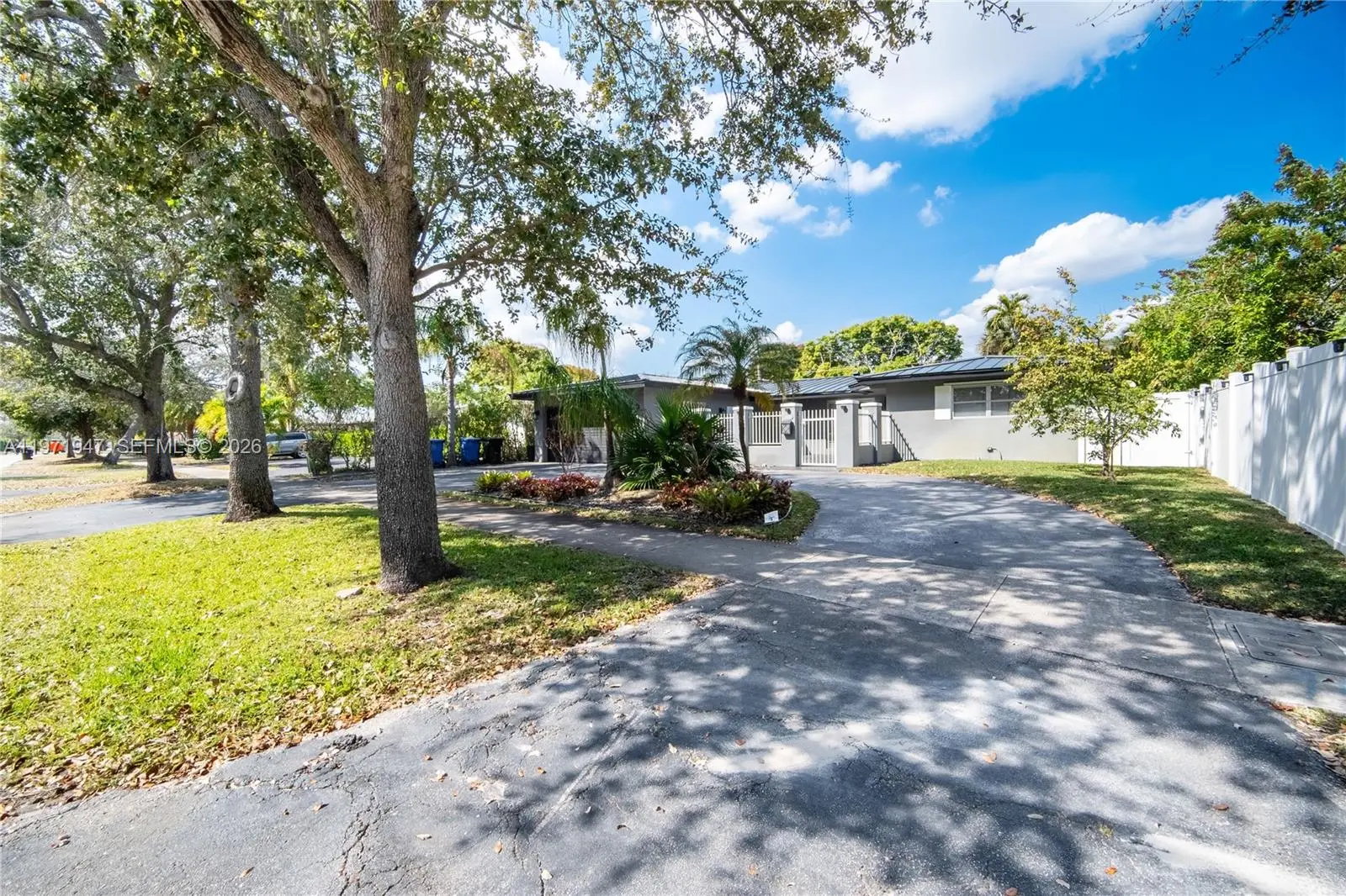 Photo of Listing #A11971947