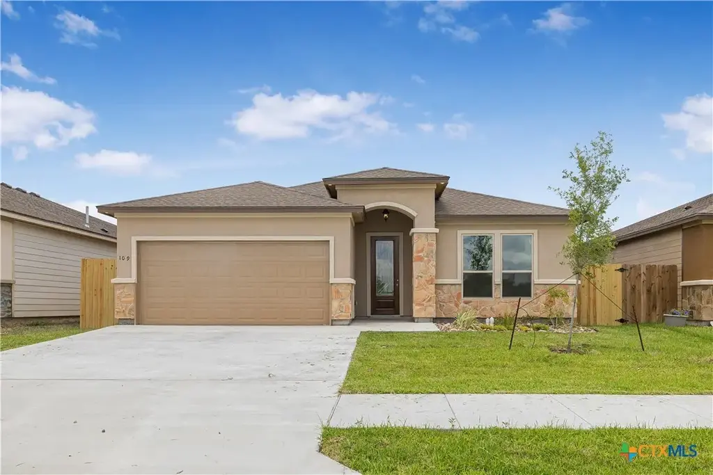 109 Giacomo Drive, Victoria