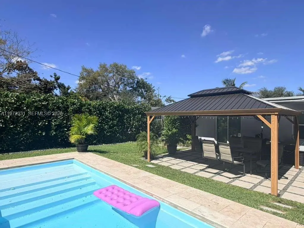 Photo of Listing #A11972031