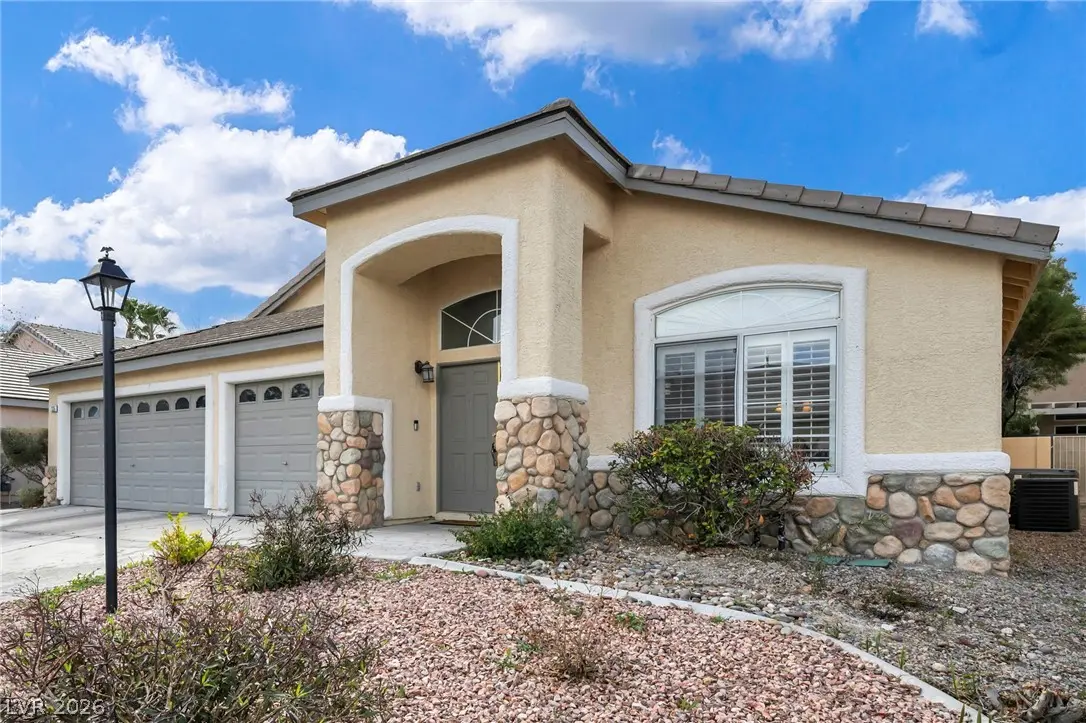 Photo of Listing #2758870