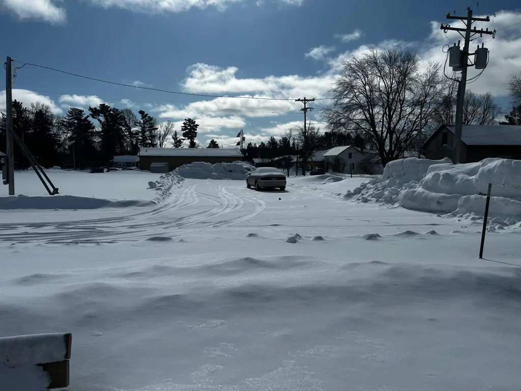 1785 Superior St, Three Lakes