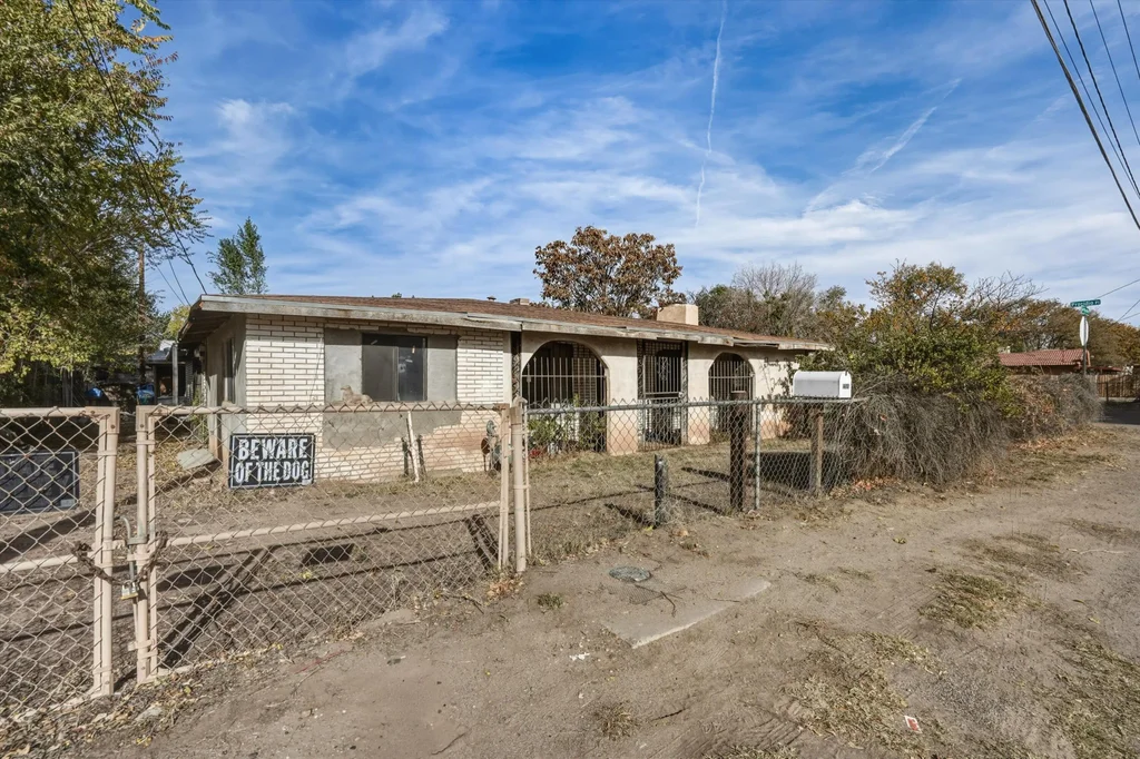 2241 San Ygnacio Road Sw, Albuquerque