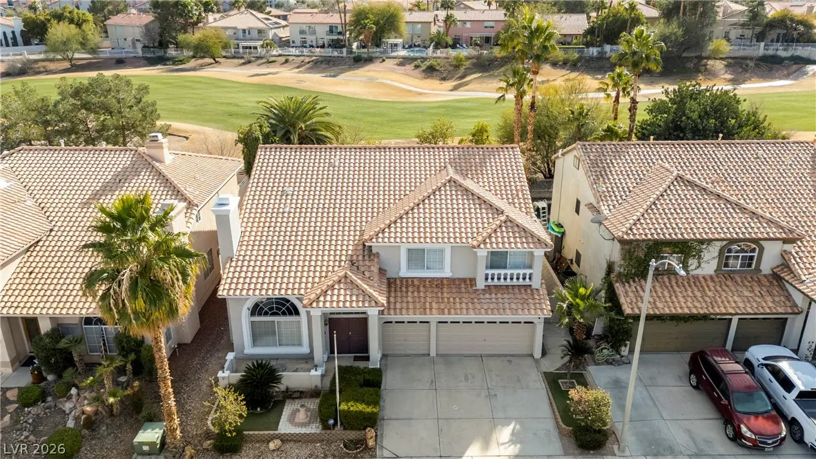 Photo of Listing #2758561