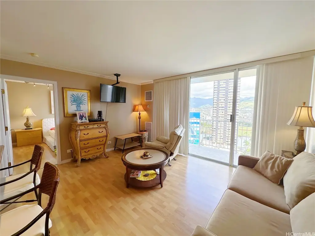 (unit #1905) 1925 Kalakaua Avenue, Honolulu