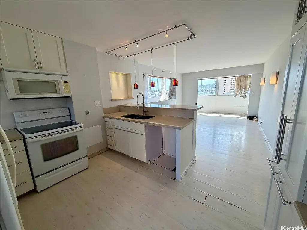 2421 Ala Wai Boulevard # 1901, Honolulu