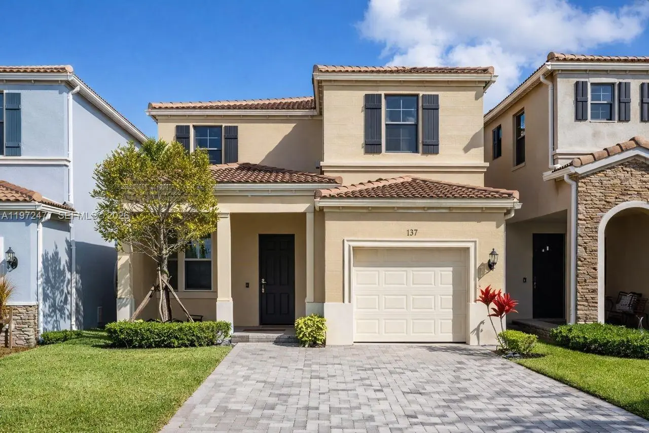 Photo of Listing #A11972477