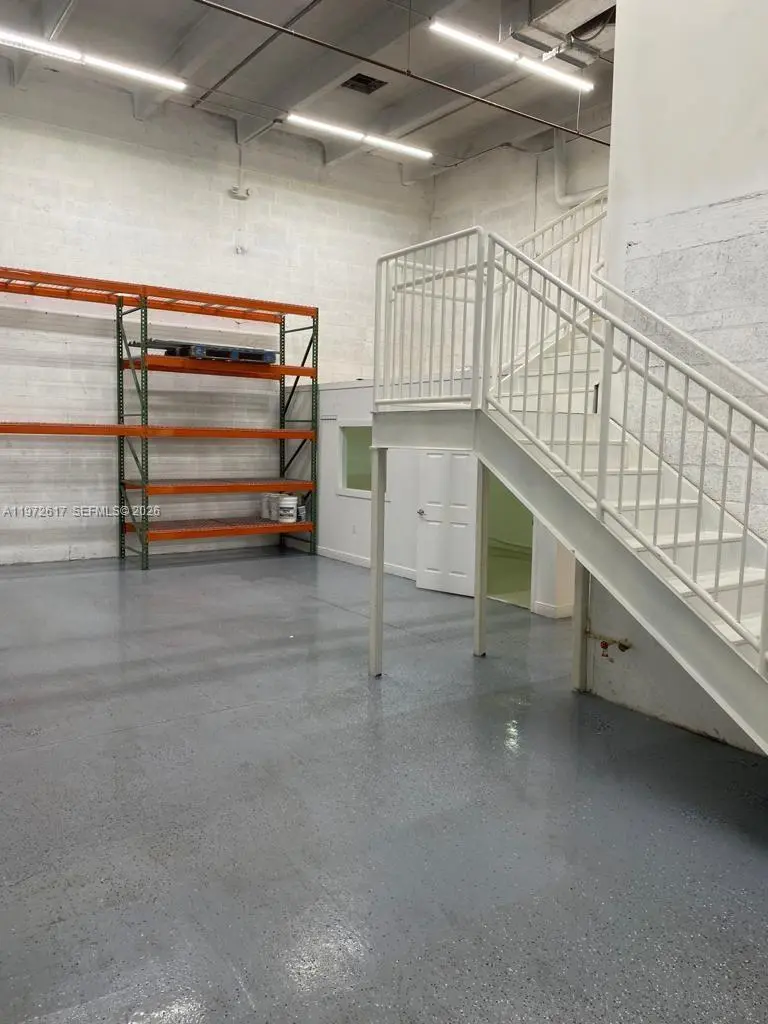 Photo of Listing #A11972617