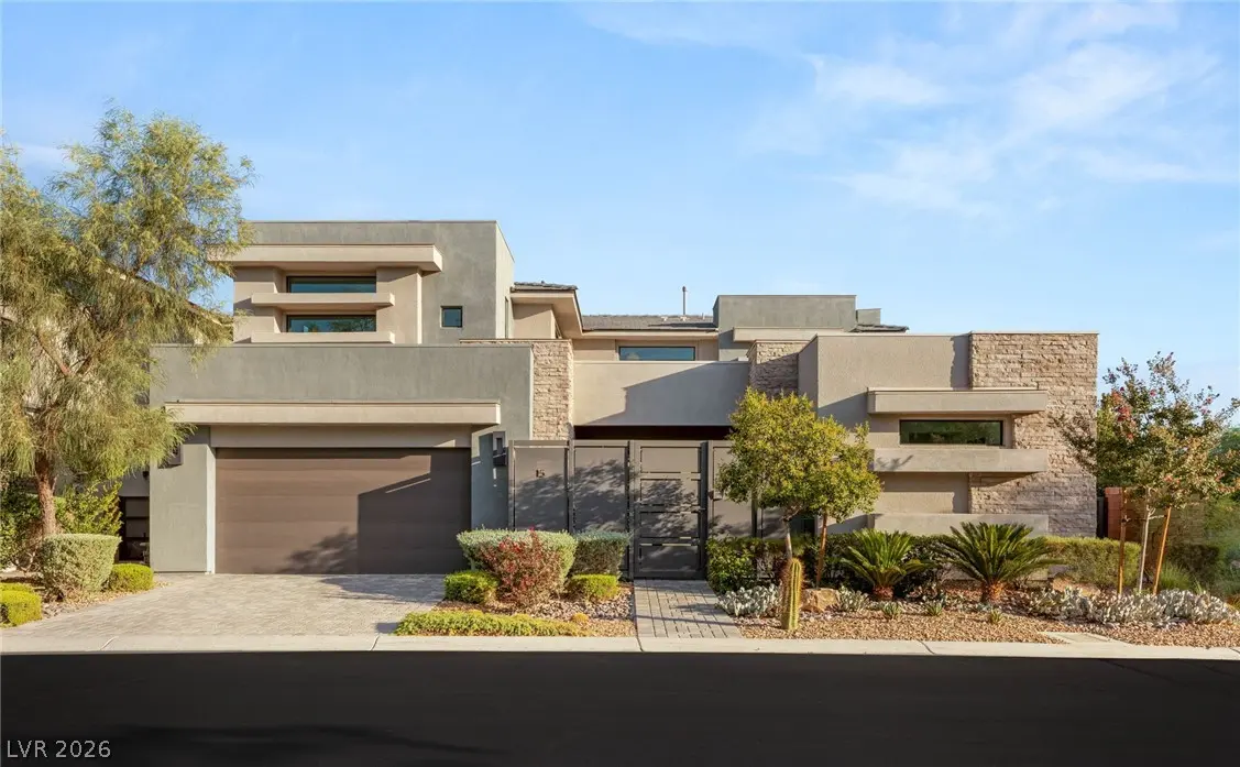 Photo of Listing #2758765