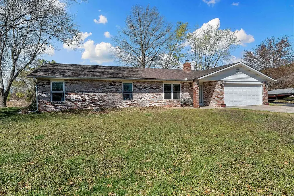 3026 112 Highway, Springdale