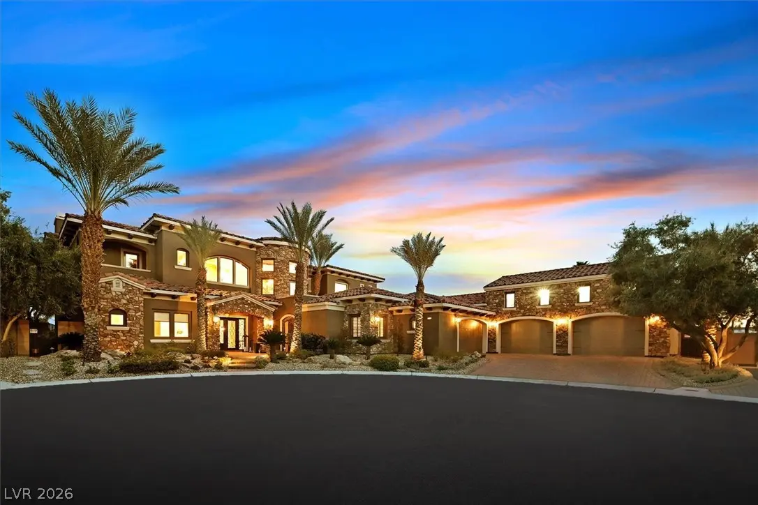 Photo of Listing #2755400