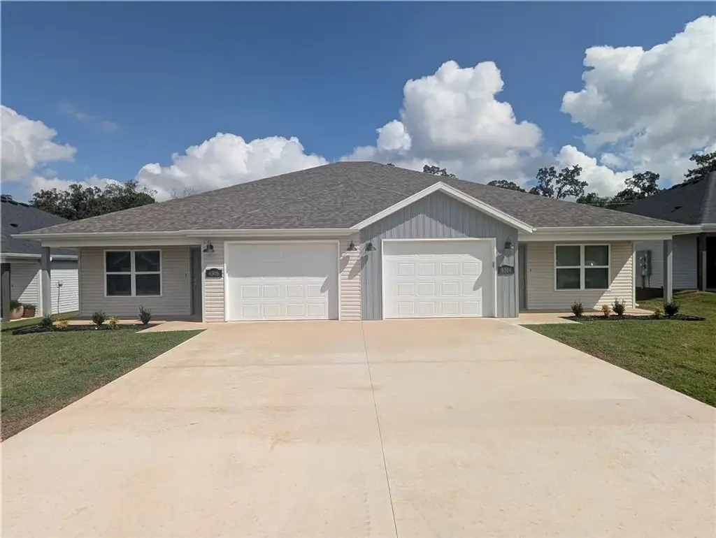 6405 Nw Kathleen Street, Bentonville