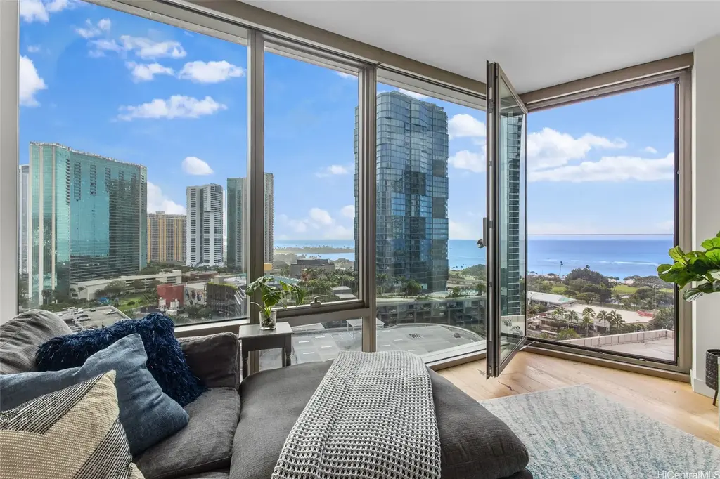 (unit #1612) 1001 Queen Street, Honolulu