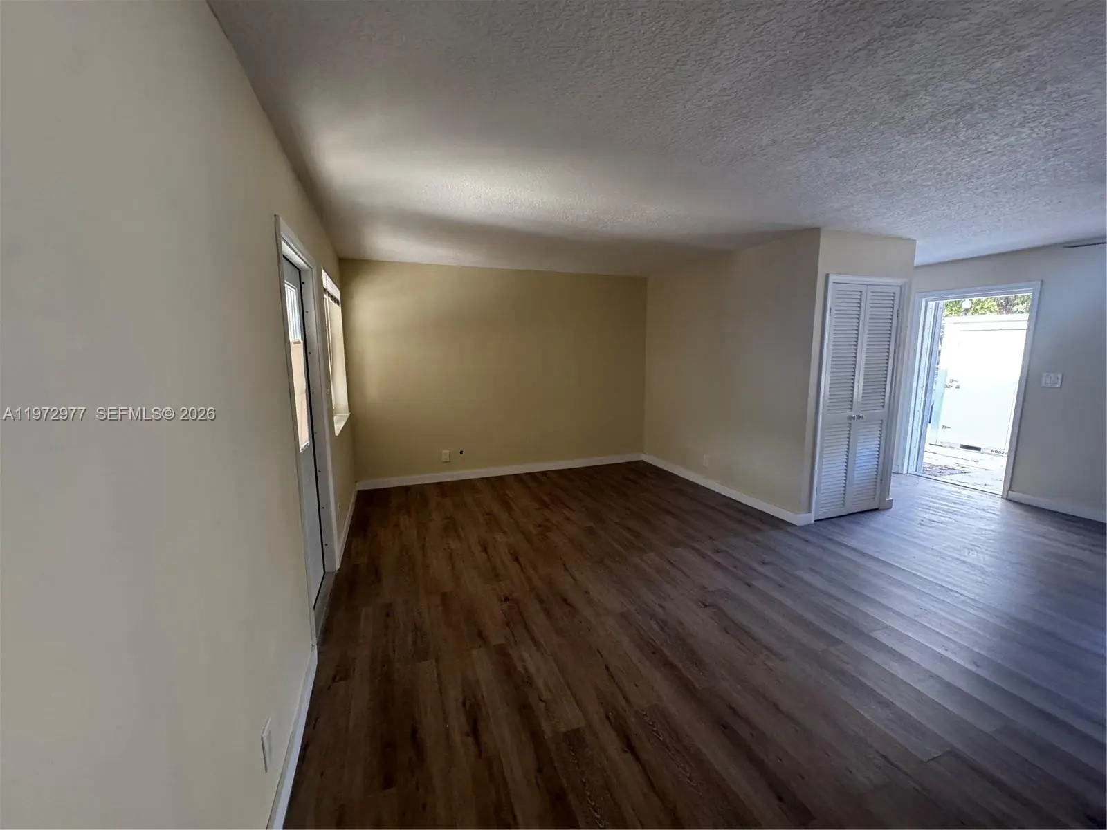 Photo of Listing #A11972977