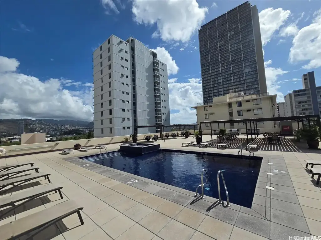2211 Ala Wai Boulevard # 806, Honolulu