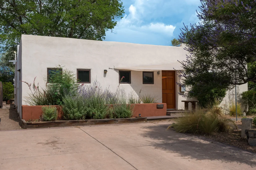 322 Amherst Drive Se, Albuquerque