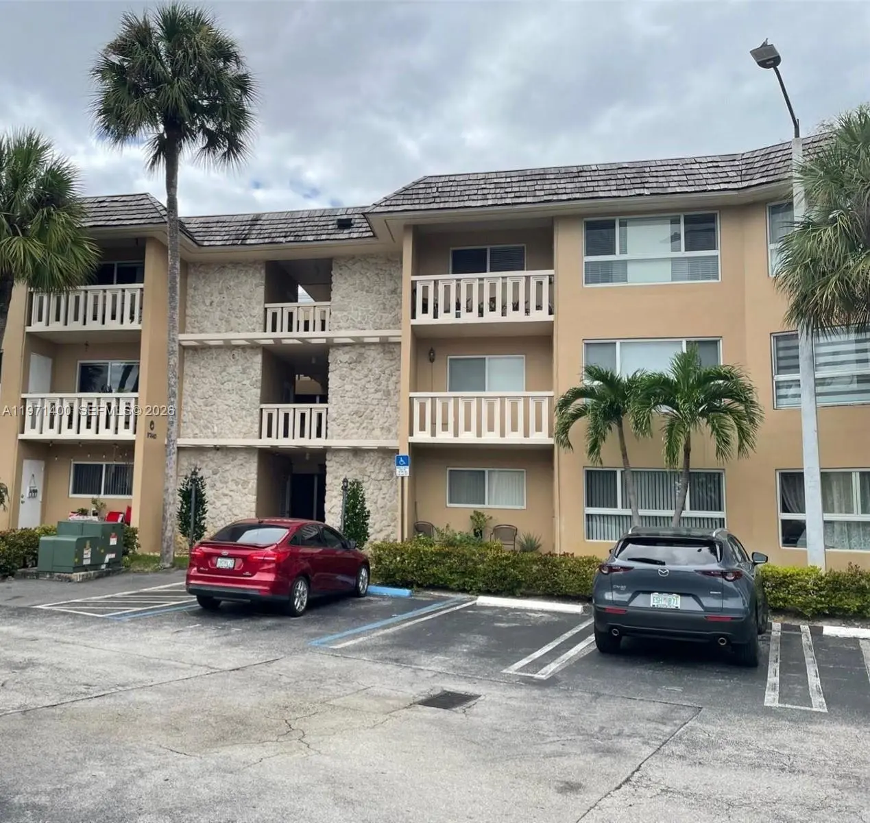 Photo of Listing #A11971400