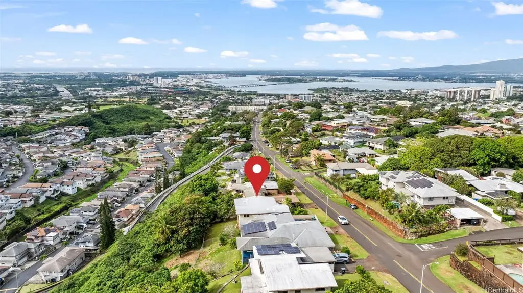 99-821 Aiea Heights Drive, Aiea