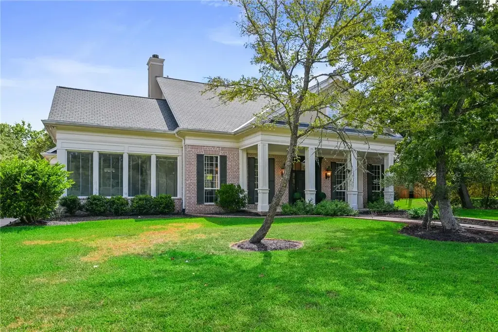 9307 Lake Forest Court S, College Station