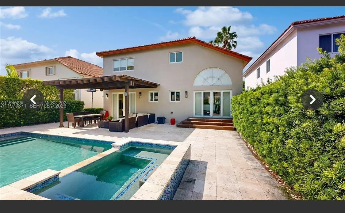 Photo of Listing #A11973371