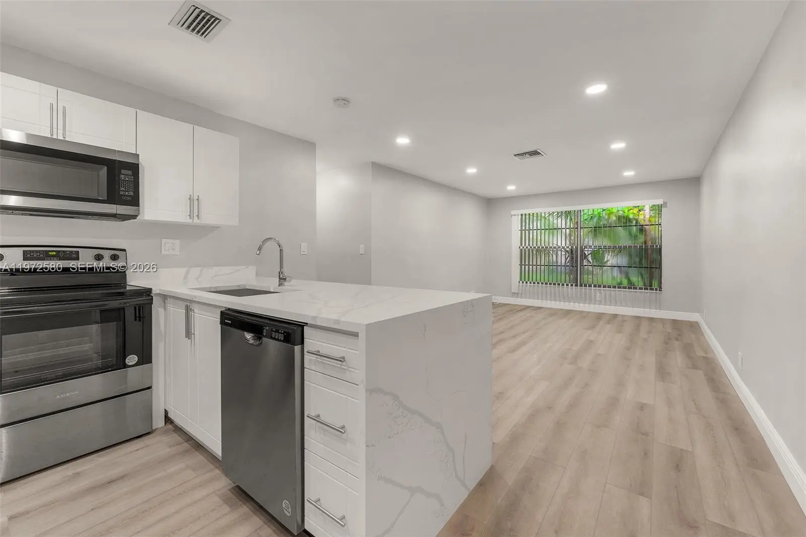 Photo of Listing #A11972580