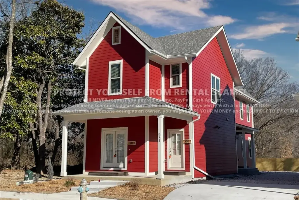 874 S Hill Avenue 101, Fayetteville