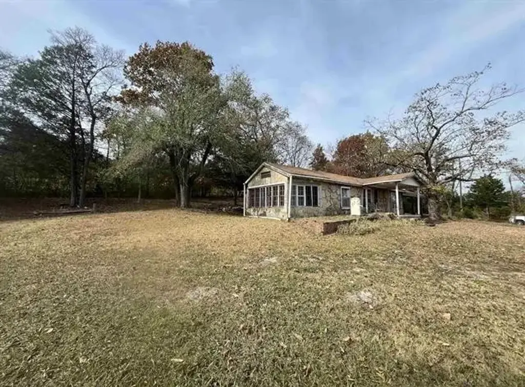 322 N Pine Street, Yellville