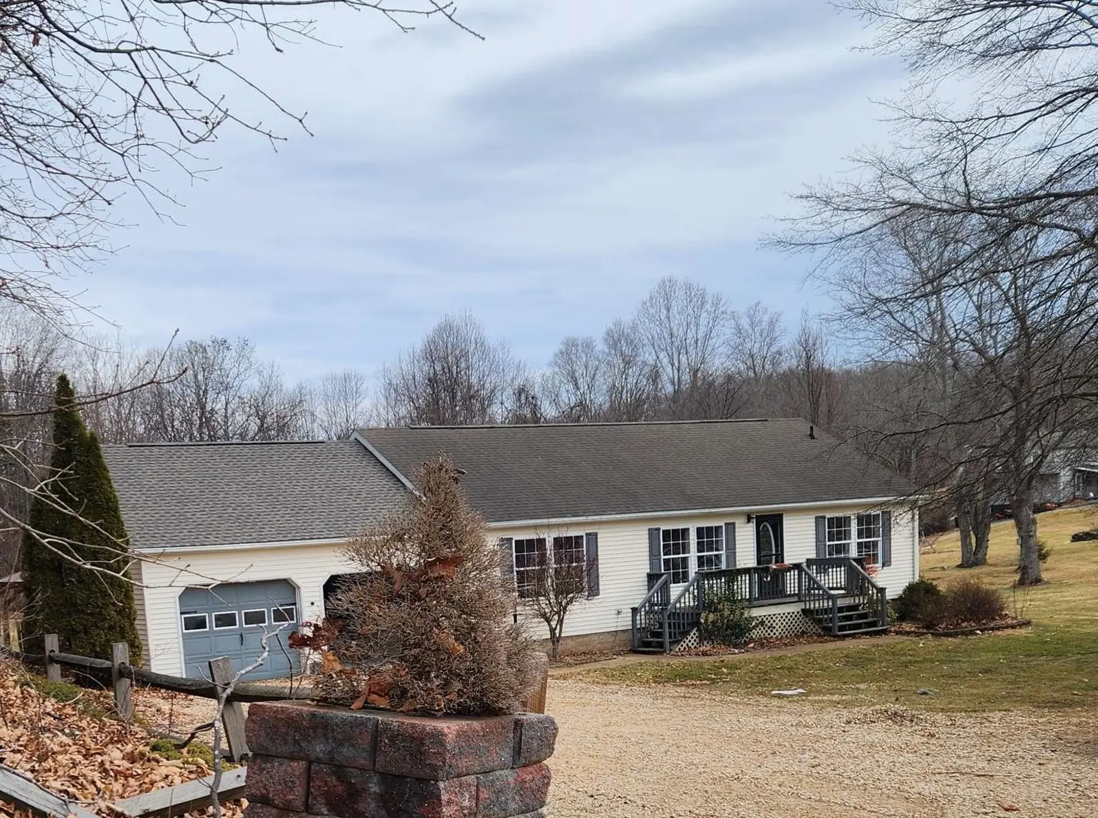 51 Marshall Ln, Greenville