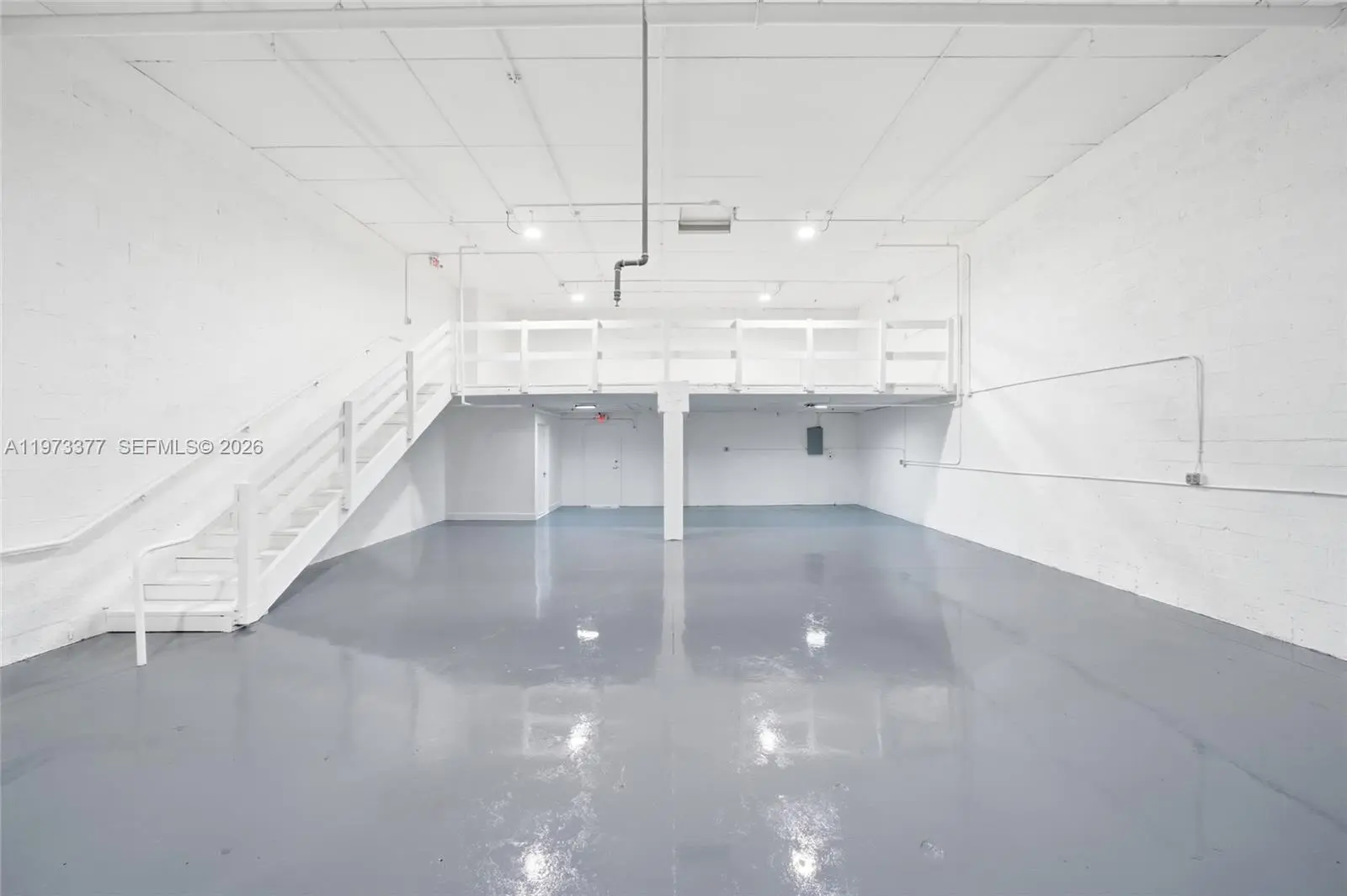 Photo of Listing #A11973377