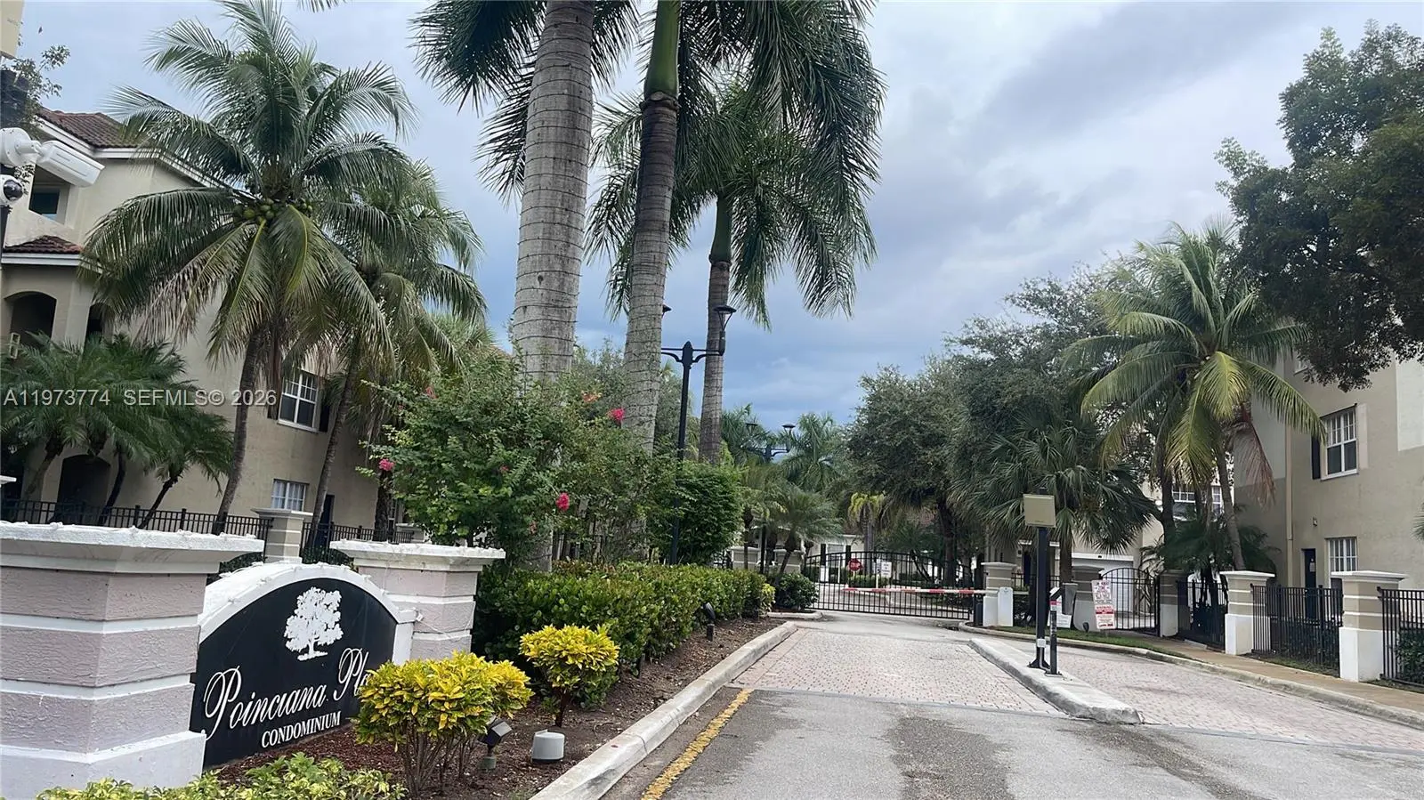 Photo of Listing #A11973774