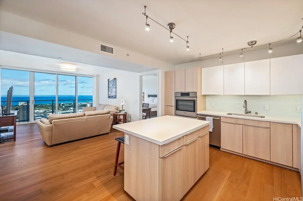 888 Kapiolani Boulevard # 3806, Honolulu