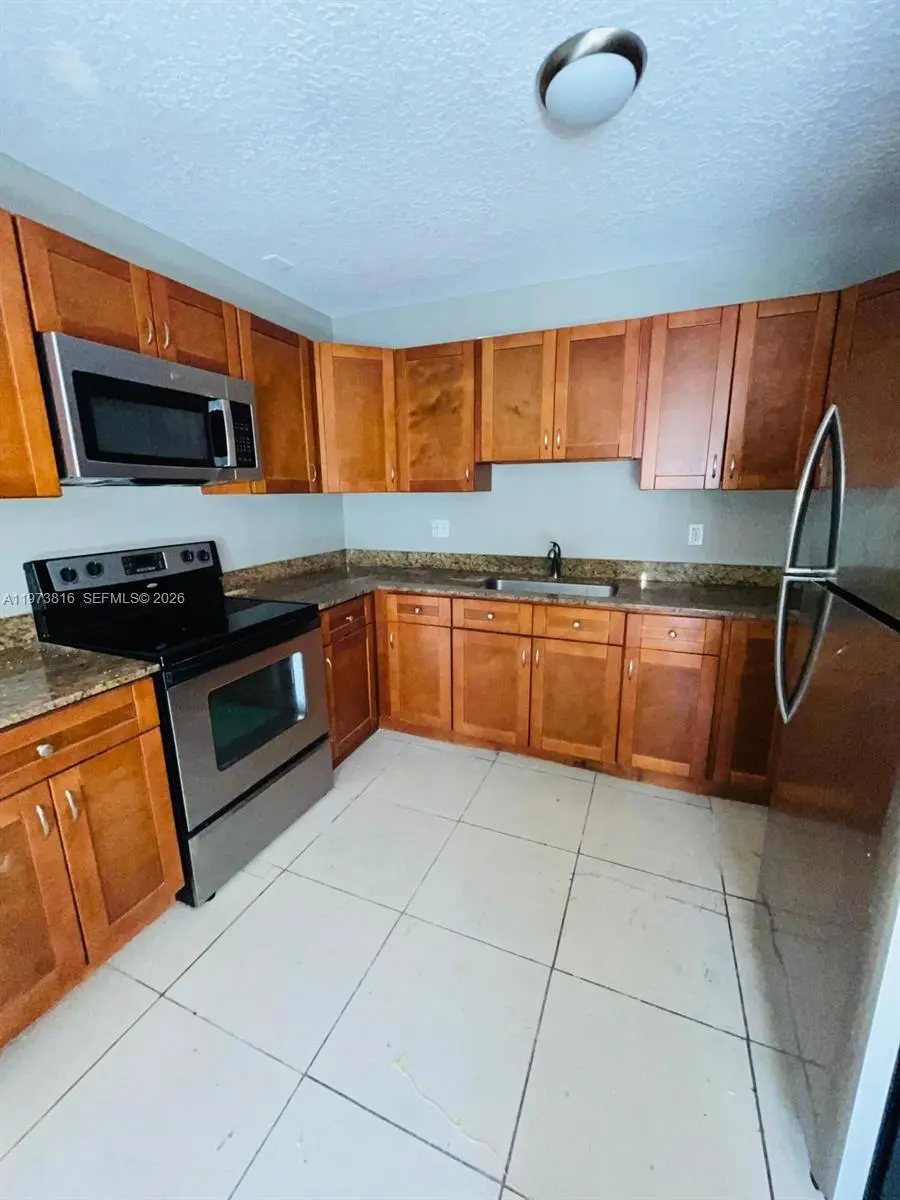 Photo of Listing #A11973816