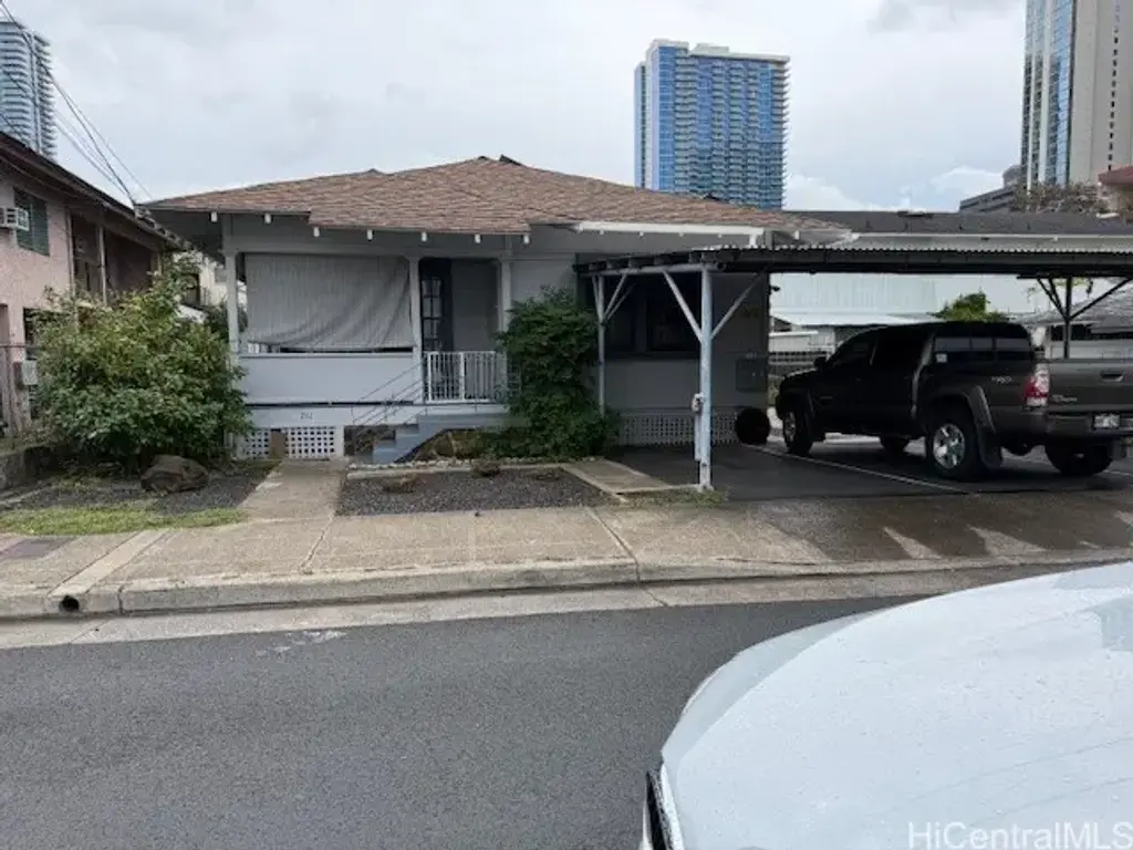 711 Birch Street, Honolulu