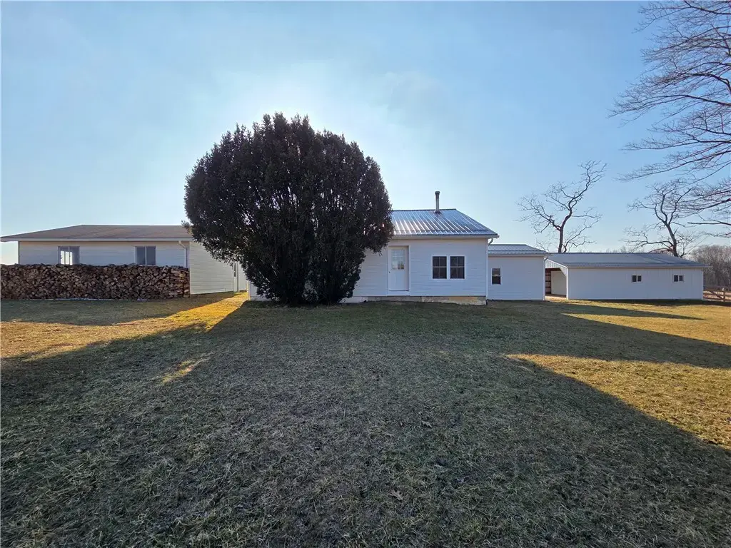 1055 Mercer New Wilmington Road, E Lackawannock