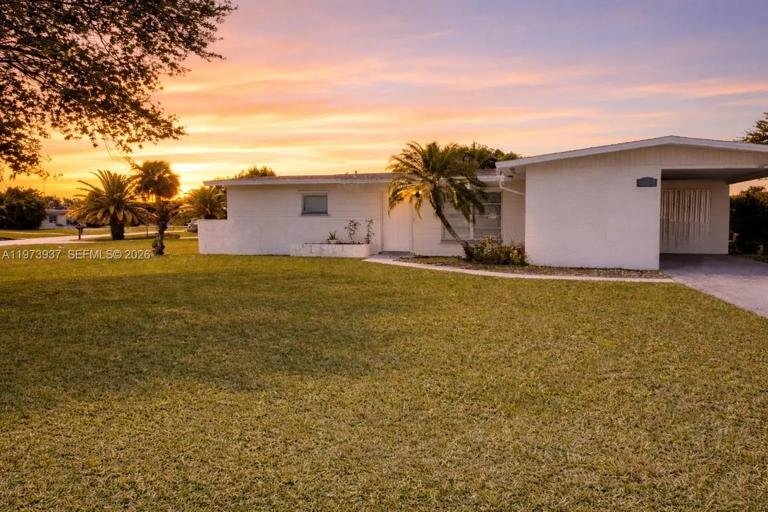 Photo of Listing #A11973937