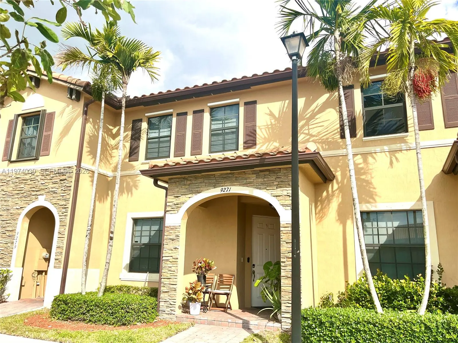 Photo of Listing #A11974030