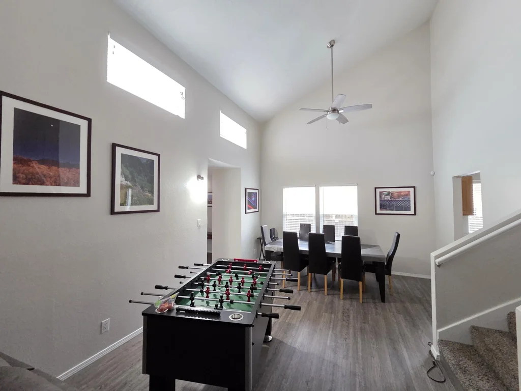 7233 Bobwhite Lane Ne, Albuquerque