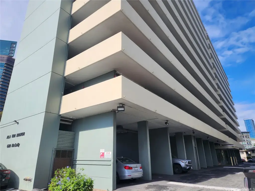 620 Mccully Street # 704, Honolulu