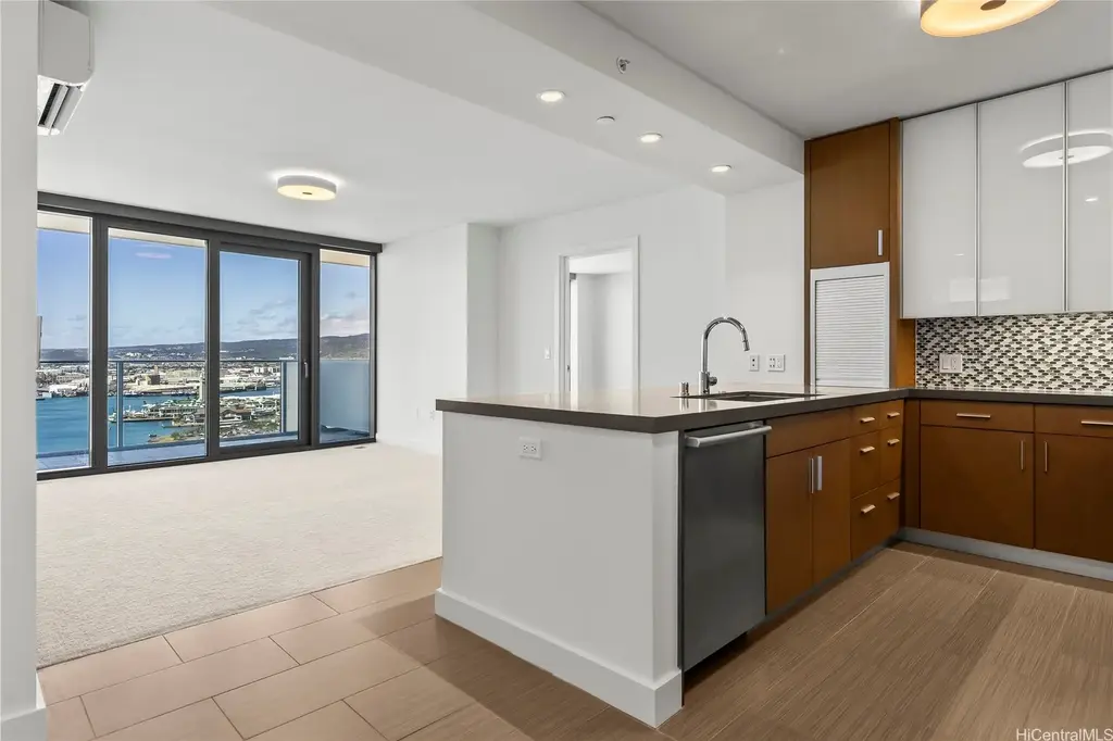 600 Ala Moana Boulevard # 2806, Honolulu